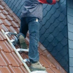 Drabina dachowa 8 szczebli długość 2,25m drabina na dach skośny Krause