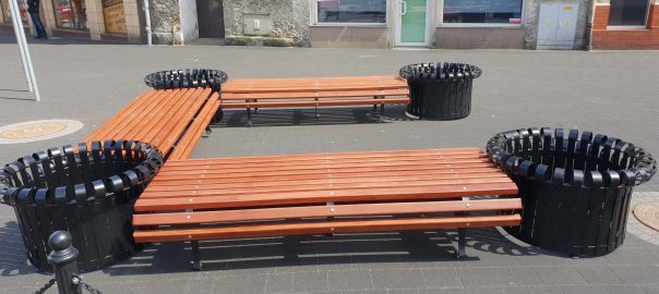 Realizacja zlecenia na wykonanie ławek i kwietników w naszym rodzimym mieście Kluczborku